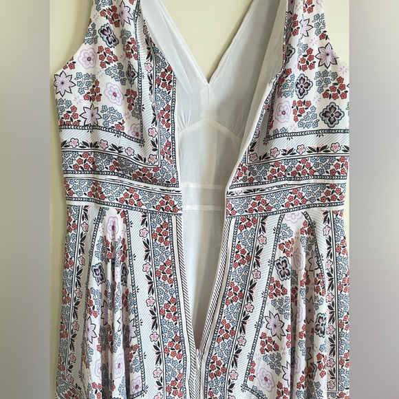 Ann Taylor Scarf Maxi Floral Dress Size 6 - Picture 4 of 7